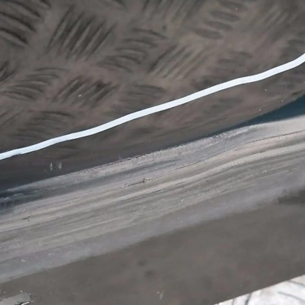 listwa nakładka próg lewy schwarz II 668 do BMW E90 o numerze 32951 BMW E90 listwa nakładka próg lewy schwarz II 668 - SKU 0032951-SCH10 - Numer Części 32951