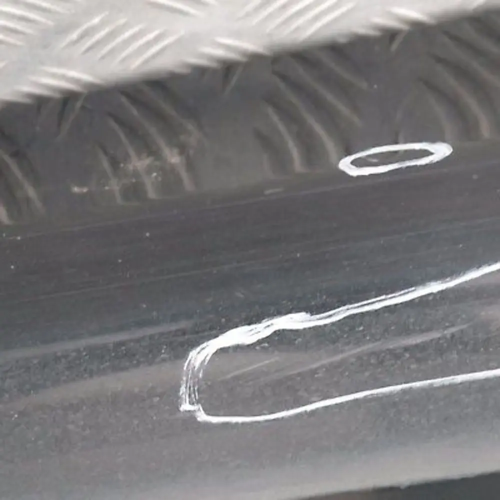 BMW 3 E90 E91 Bas de Porte Couverture Seuil a Gauche Noir 2 - SKU 0032951-SCH11 - Numéro de pièce 32951