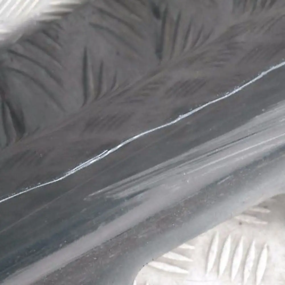 Faldón lateral izquierdo Schwarz Black 2 - 668 para BMW SERIE 3 11 E90 E91 con número de pieza 32951 BMW SERIE 3 11 E90 E91 Faldón lateral izquierdo Schwarz Black 2 - 668 - SKU 0032951-SCH11 - Número de pieza 32951