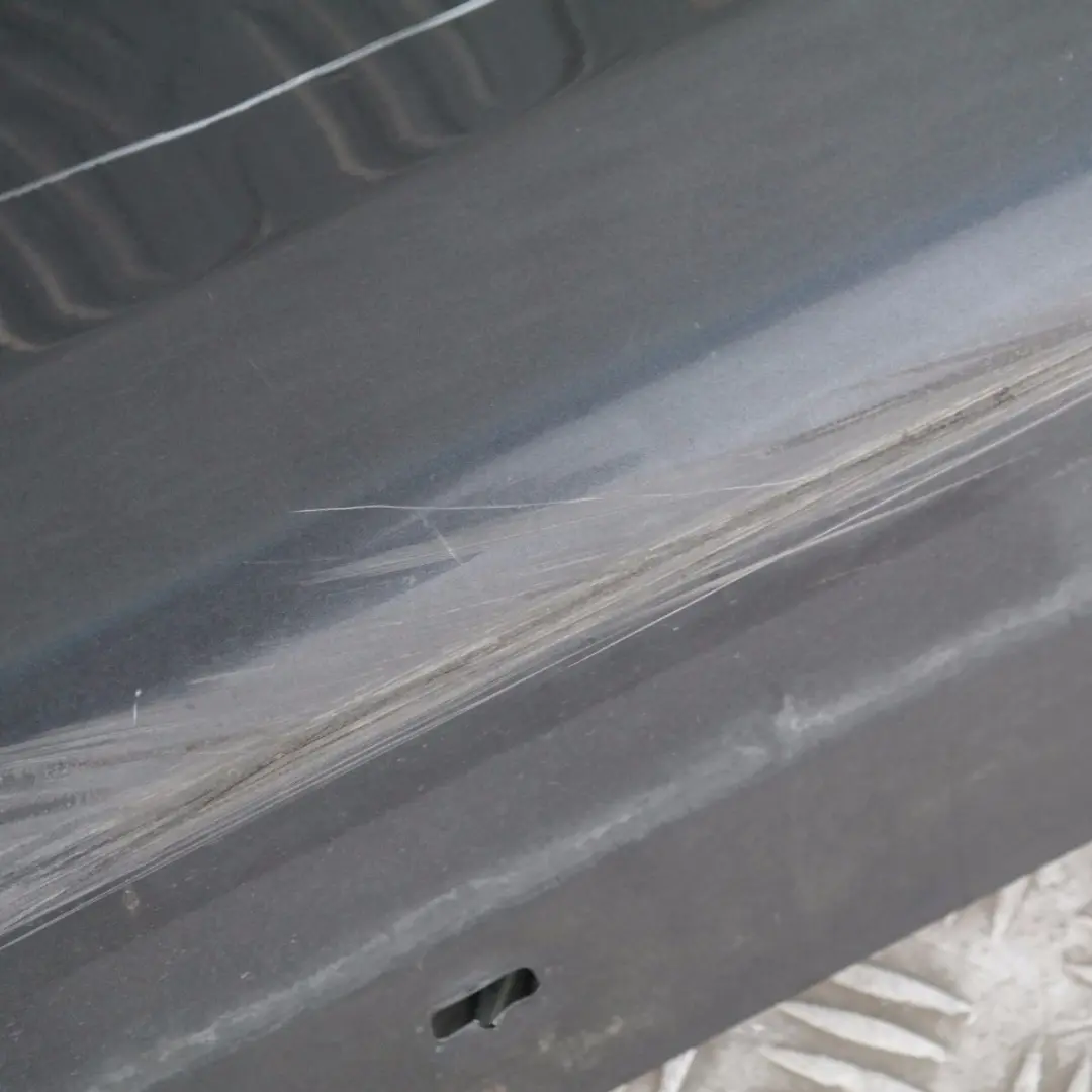 Faldón lateral izquierdo Sparkling Graphite Metallic para BMW E90 E91 con número de pieza 32951 BMW E90 E91 Faldón lateral izquierdo Sparkling Graphite Metallic - SKU 0032951-SG22 - Número de pieza 32951