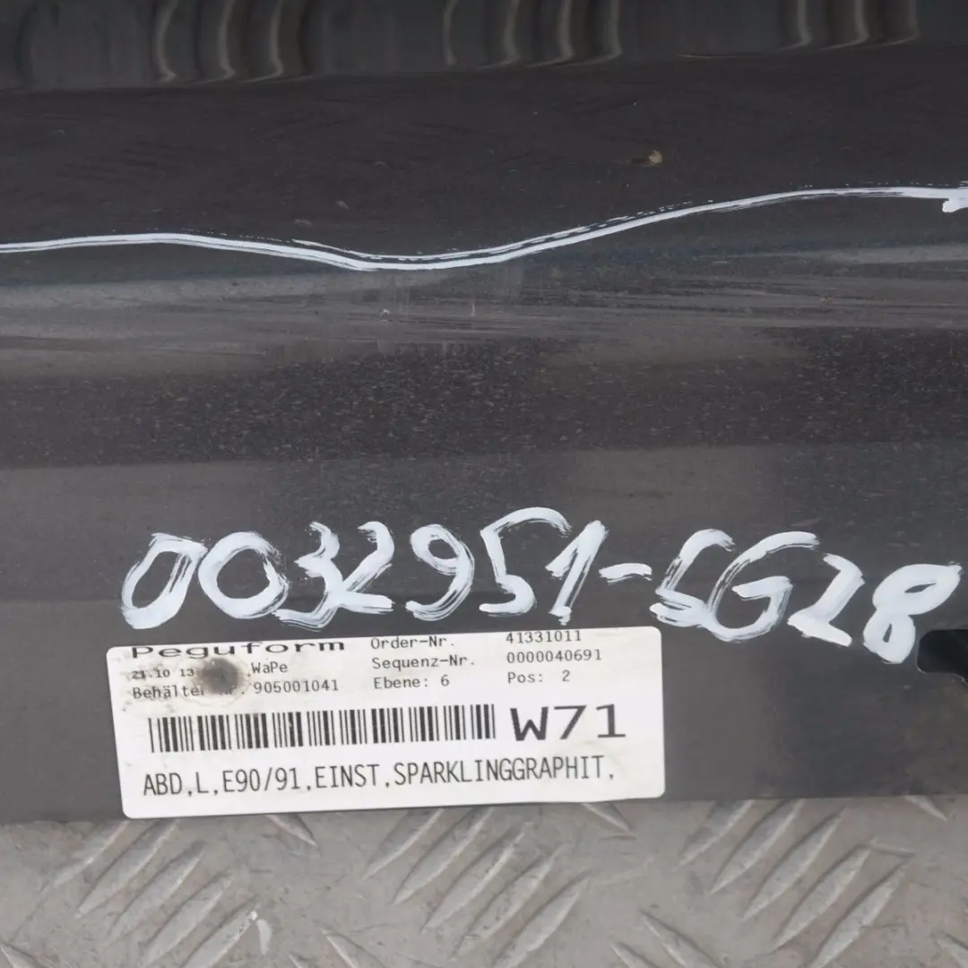BMW E90 E91 Bas de Porte Couverture Seuil A Gauche Mousseux Graphite Metalique - SKU 0032951-SG28 - Numéro de pièce 32951
