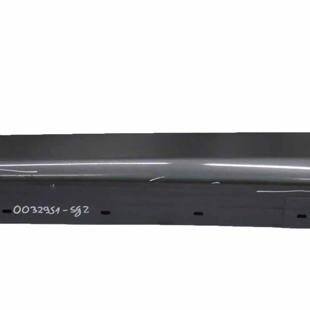 BMW E90 E91 Sill Strip Faldón Lateral Izquierdo Sparkling Graphite - A22 - SKU 0032951-SG2 - Número de pieza 0032951-SG2