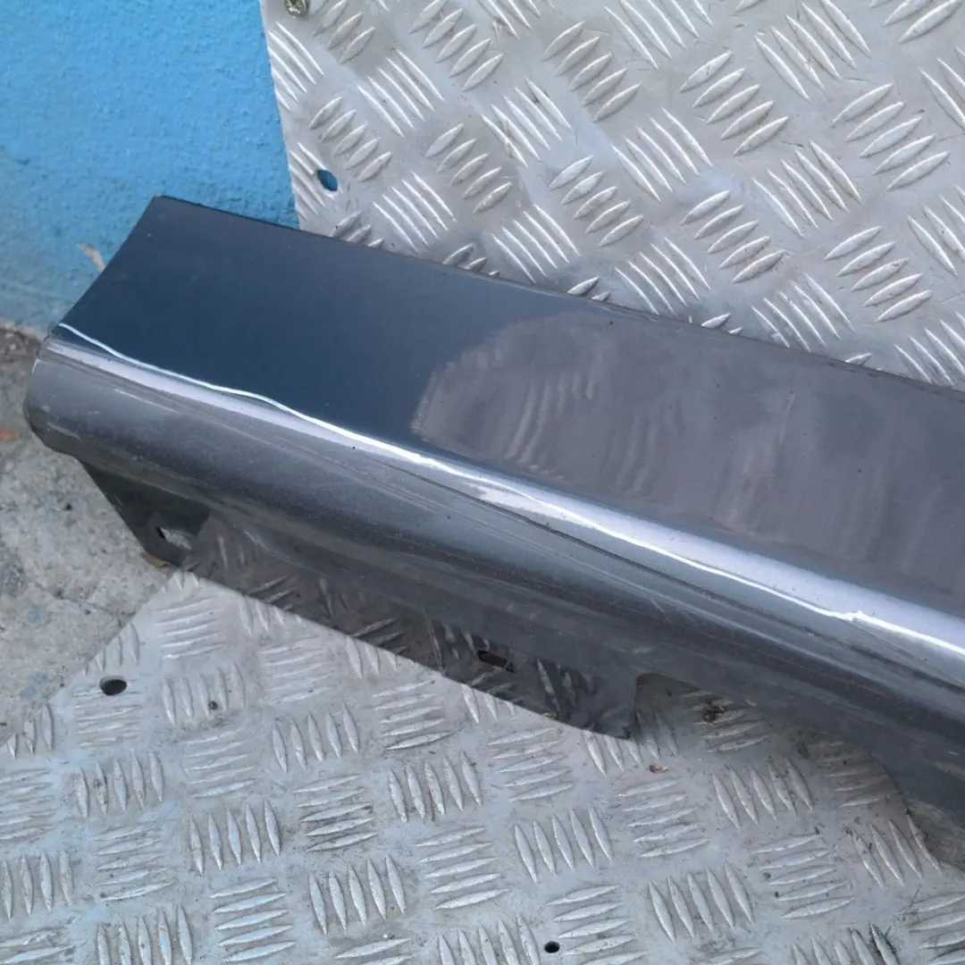 BMW E90 Listwa Nakładka Próg Lewy Sparkling Graphite - A22 - SKU 0032951-SG7 - Numer Części 51770032951