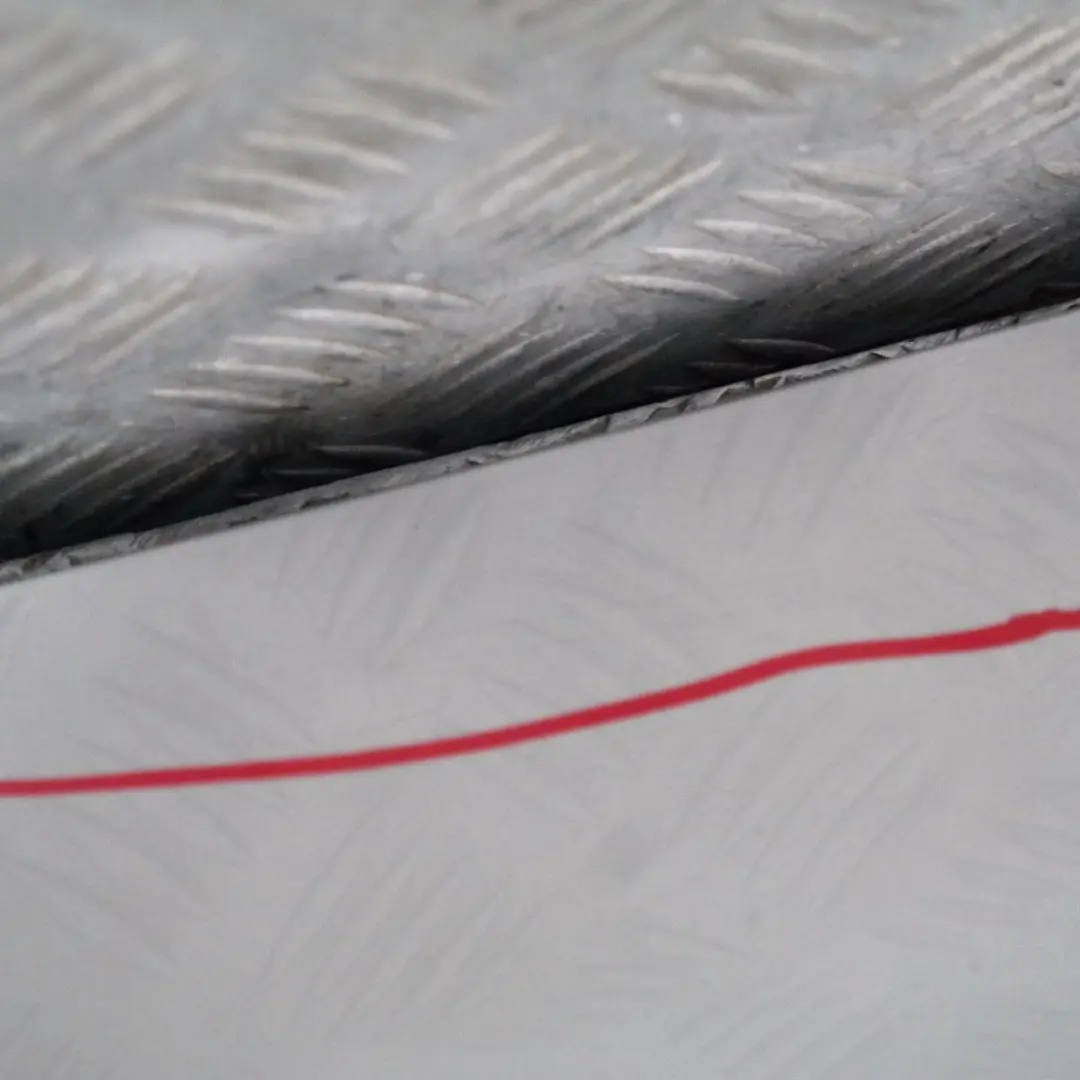 BMW 10 E90 E91 Sill Strip Faldón Lateral Izquierdo Titansilber Silver - SKU 0032951-TS10 - Número de pieza 32951
