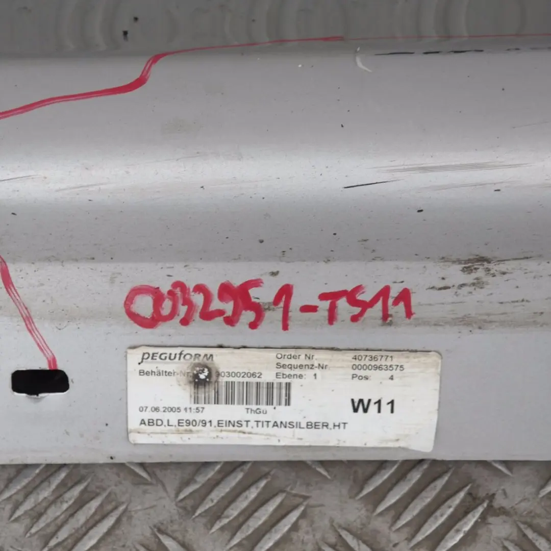 BMW 3 E90 E91 Bas de Porte Couverture Seuil a Gauche Argent Titane Metal Argente - SKU 0032951-TS11 - Numéro de pièce 32951