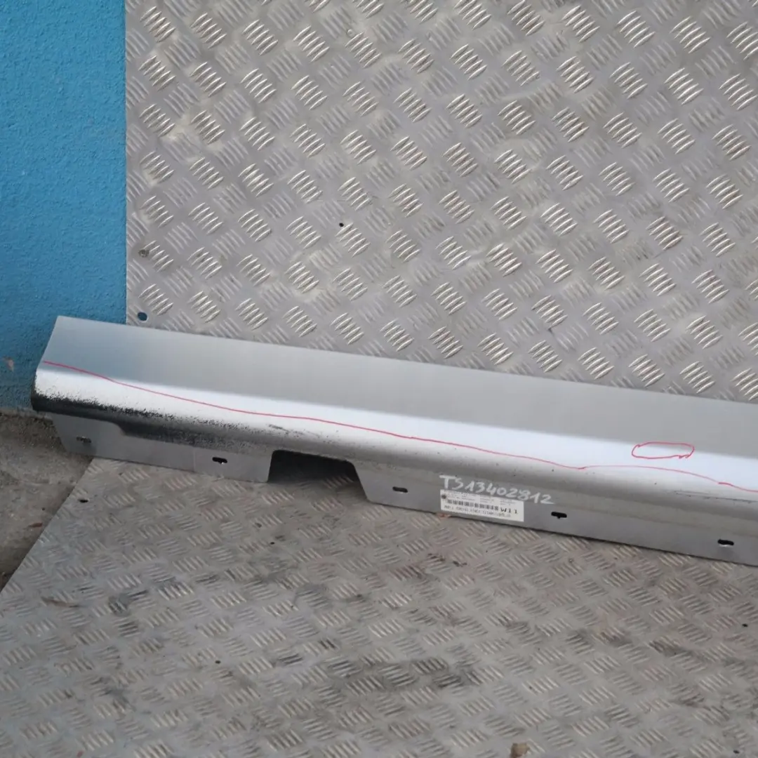 BMW E90 E91 Listello Portiera Apertura Gonna SX Argento-Titanio Argento - SKU 0032951-TS2 - Numero di parte 51770032951