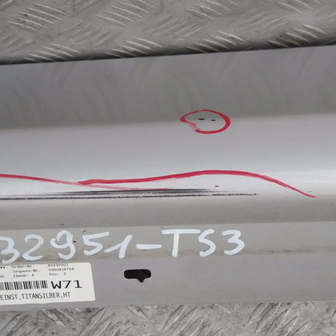 Listón umbral faldón lateral izquierdo Titansilber Silver para BMW 3 E90 E91 con número de pieza 32951 BMW 3 E90 E91 Listón umbral faldón lateral izquierdo Titansilber Silver - SKU 0032951-TS3 - Número de pieza 32951