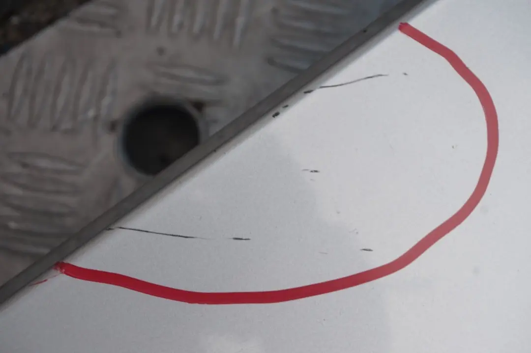 Schwellerleiste Blende Schweller links Titansilber Silber Metallic für BMW 3 E90 E91 mit Teilenummer 32951 BMW 3 E90 E91 Schwellerleiste Blende Schweller links Titansilber Silber Metallic - SKU 0032951-TS6 - Teilenummer 32951