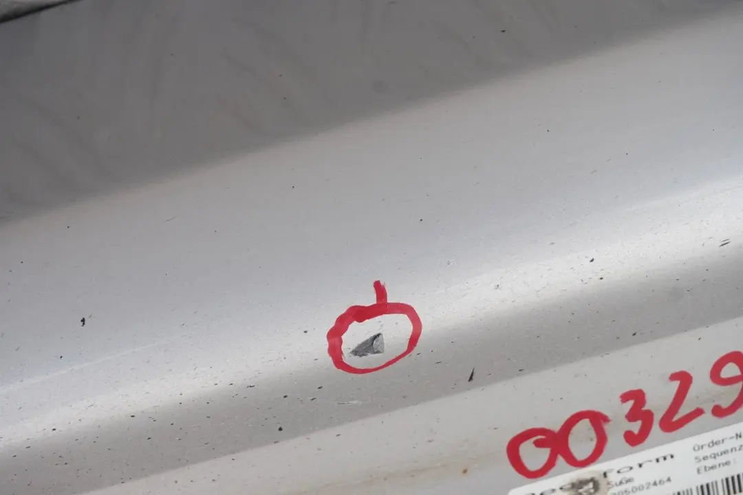BMW E90 E91 Listello Portiera Apertura Gonna SX Argento-Titanio IN Argento - SKU 0032951-TS6 - Numero di parte 32951
