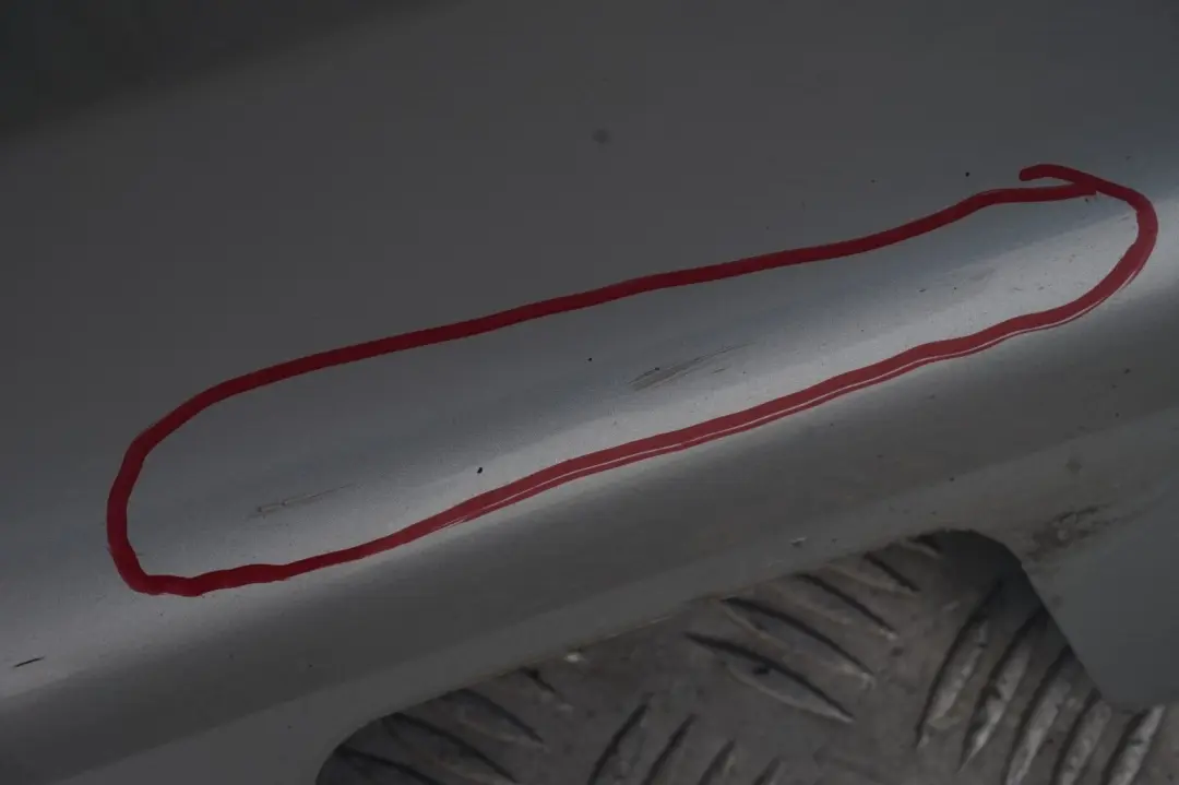 BMW E90 E91 Listello Portiera Apertura Gonna SX Argento-Titanio IN Argento - SKU 0032951-TS6 - Numero di parte 32951
