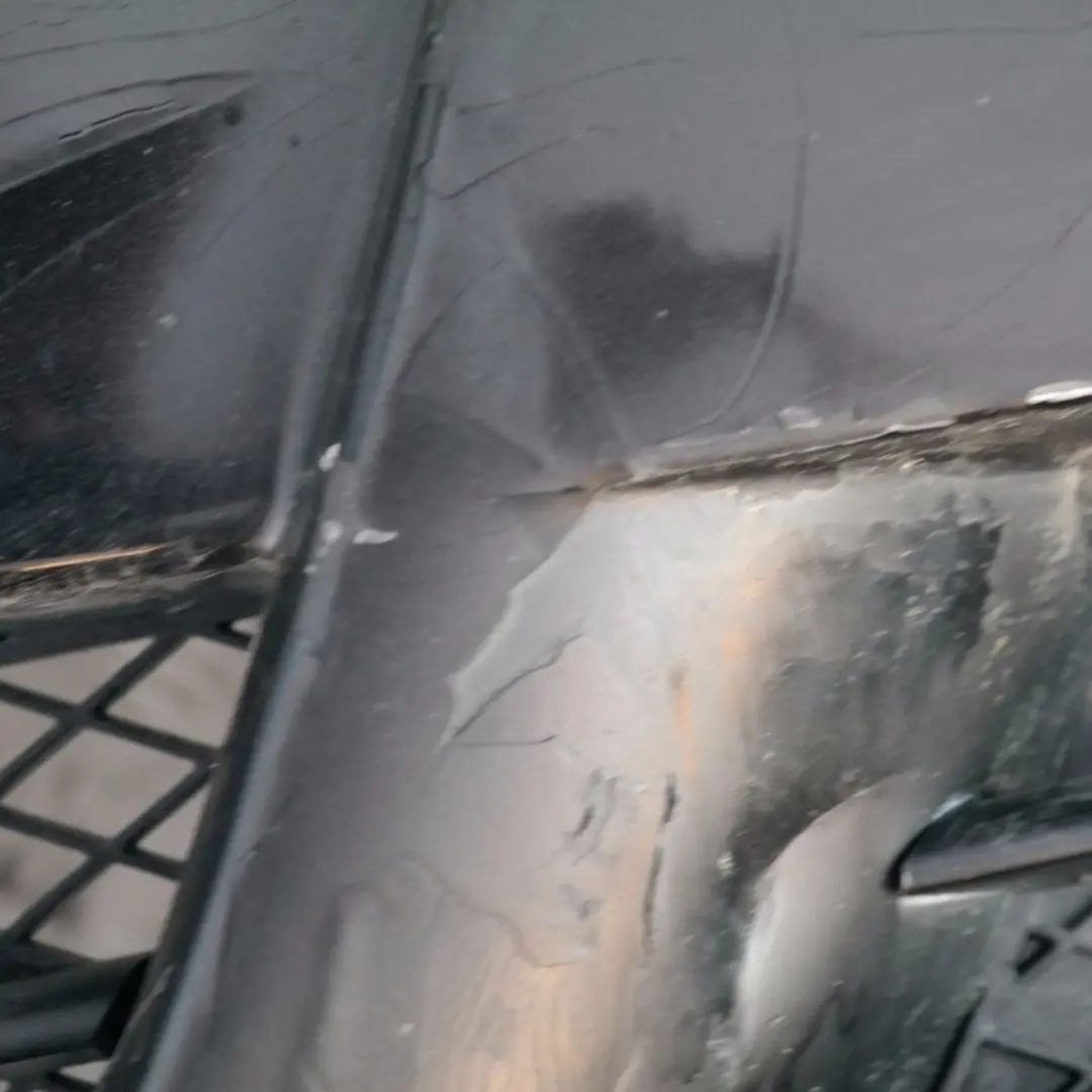 Zderzak przedni przód schwarz II 668 do BMW 3 E90 o numerze 33167 BMW 3 E90 Zderzak przedni przód schwarz II 668 - SKU 0033167-SCH2 - Numer Części 33167