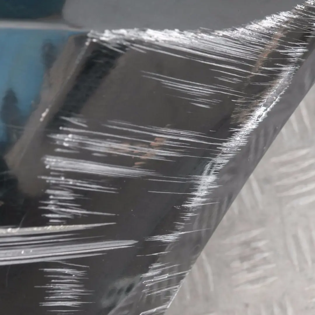 Zderzak przedni przód schwarz II 668 do BMW 3 E90 o numerze 33167 BMW 3 E90 Zderzak przedni przód schwarz II 668 - SKU 0033167-SCH3 - Numer Części 33167