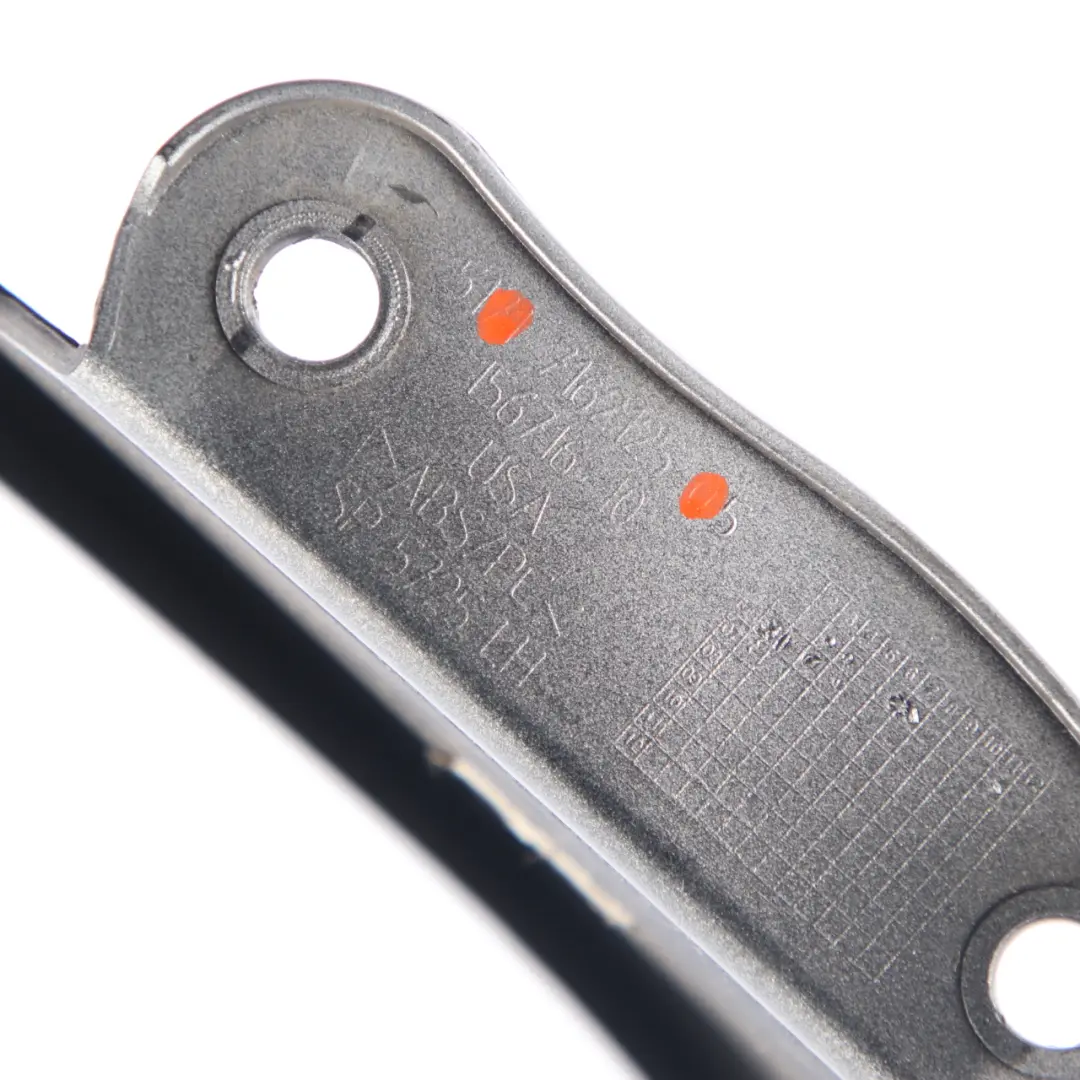 BMW Z4 E85 Osłona Ramka Lampy Lewy Ty Tylny Srebrny - A08 - SKU 0033347-SBG - Numer Części 0033347