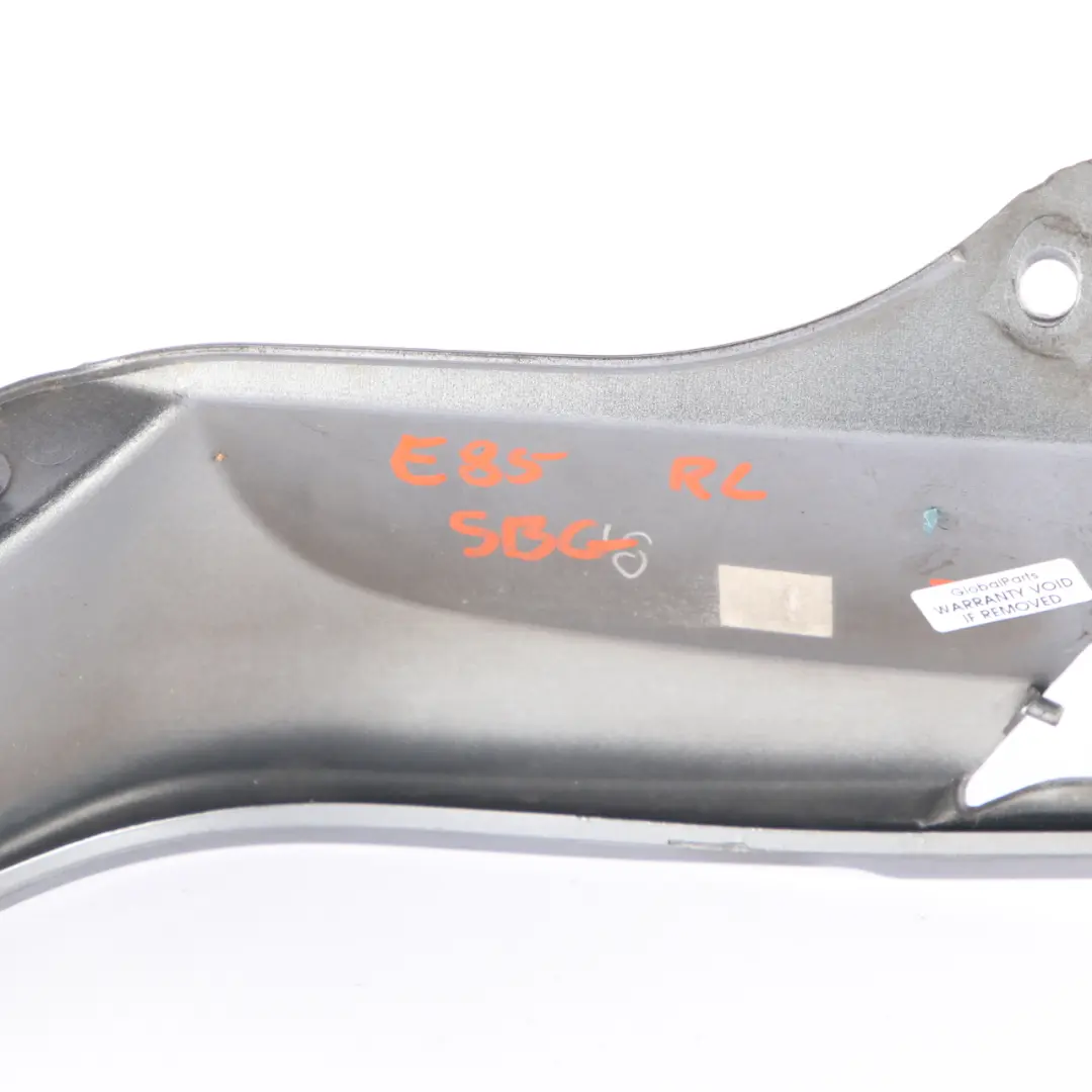 Cache Feu Arrière Gauche Silbergrau Silver Grey - A08 pour BMW Z4 E85 à propos du numéro de pièce 0033347 BMW Z4 E85 Cache Feu Arrière Gauche Silbergrau Silver Grey - A08 - SKU 0033347-SBG - Numéro de pièce 0033347