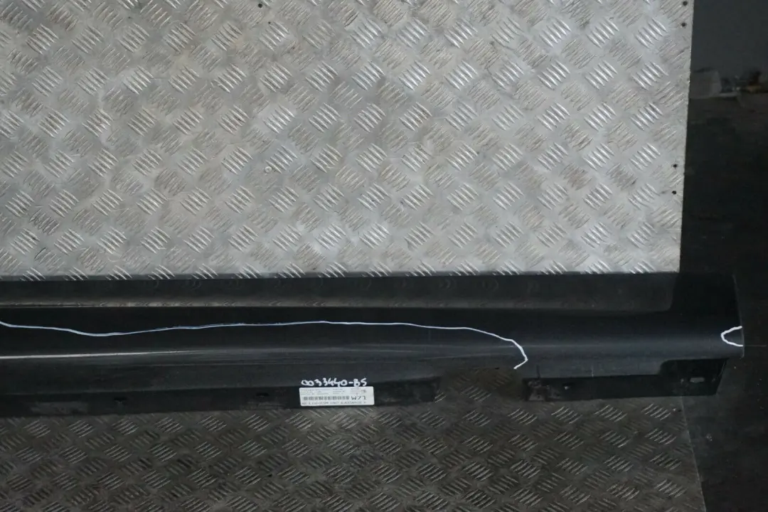 BMW E90 E91 M Sport Sill Strip Faldon Lateral Derecho Negro Zafiro 475 - SKU 0033440-BS - Número de pieza 0033440