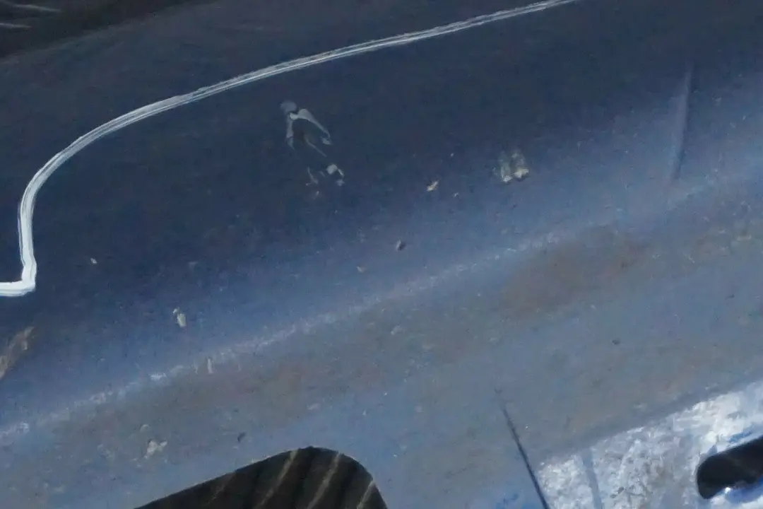 Sill Strip Faldon Lateral Derecho Le Mans Azul para BMW E90 E91 M Sport con número de pieza 0033440 BMW E90 E91 M Sport Sill Strip Faldon Lateral Derecho Le Mans Azul - SKU 0033440-LMB1 - Número de pieza 0033440