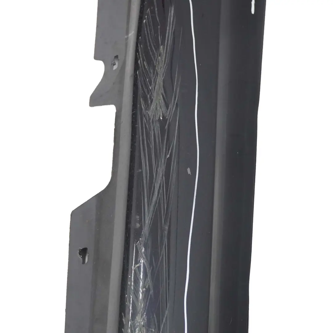 Gonna Laterale Destra Carbonschwarz Black 416 per BMW E90 E91 M Sport con numero di parte 0033440 BMW E90 E91 M Sport Gonna Laterale Destra Carbonschwarz Black 416 - SKU 0033440-CAR7 - Numero di parte 0033440