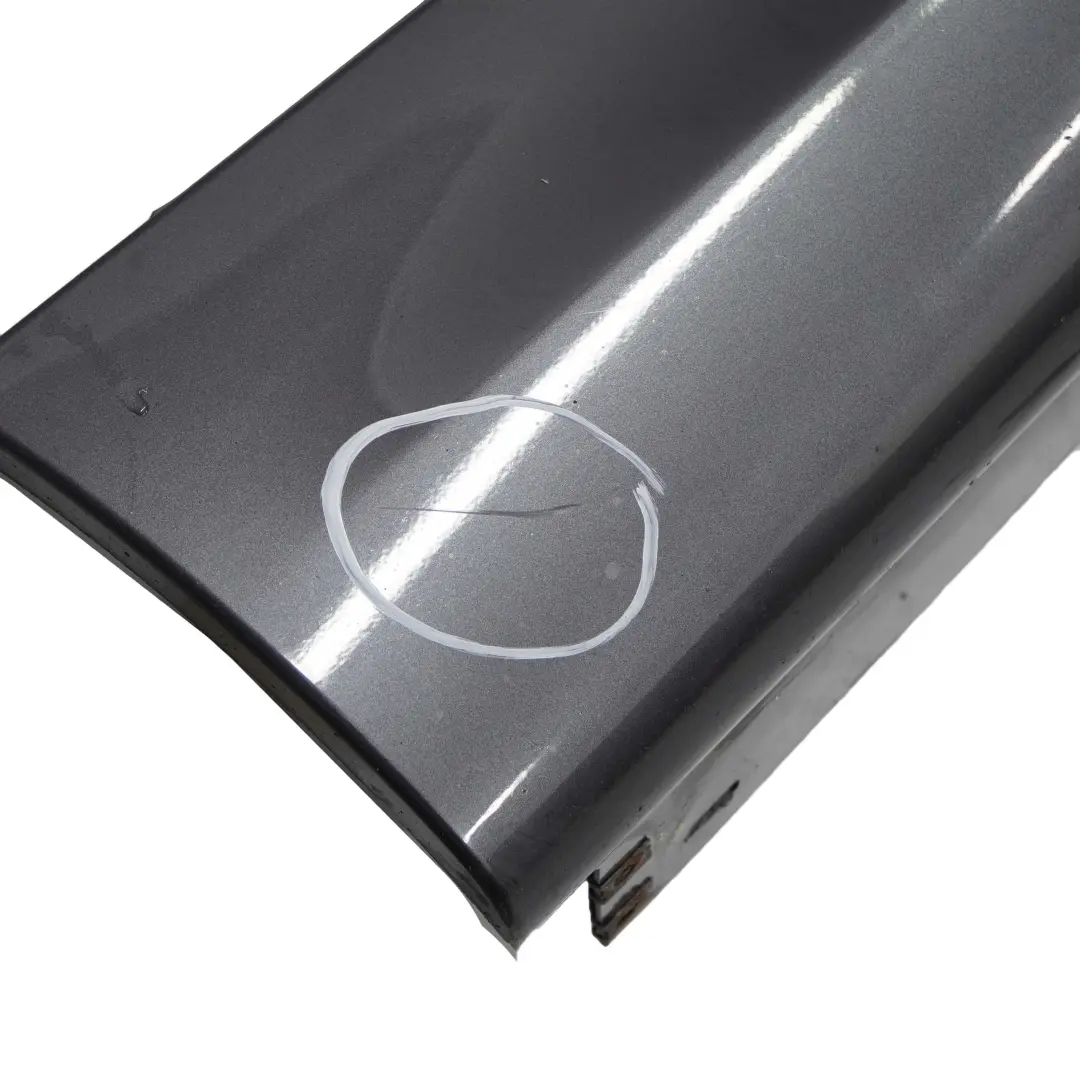 Listello Portiera Apertura Gonna Destra Grafite Brillante per BMW E90 M Sport con numero di parte 0033440 BMW E90 M Sport Listello Portiera Apertura Gonna Destra Grafite Brillante - SKU 0033440-SG2 - Numero di parte 0033440