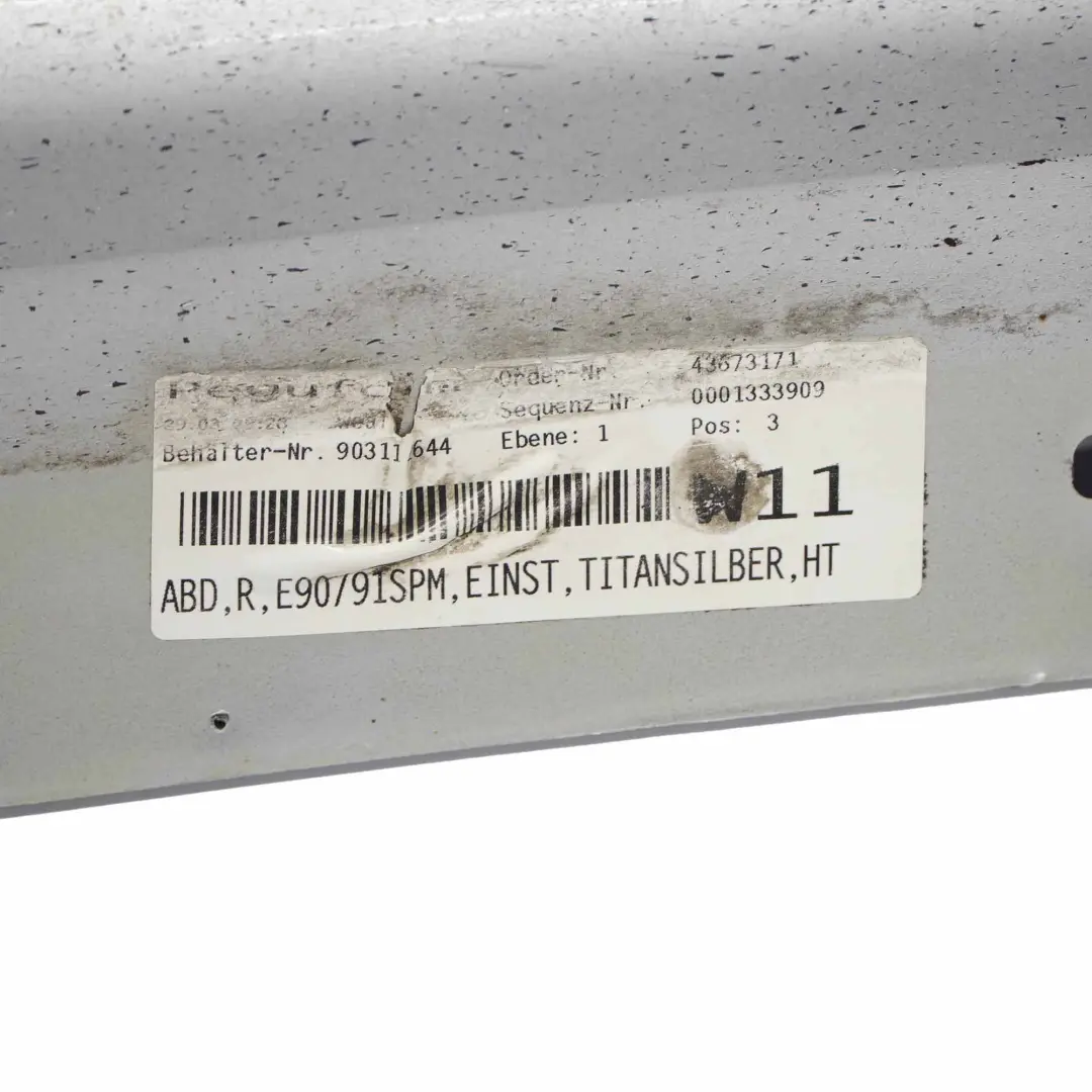 BMW E90 E91 M Sport Bande de seuil laterale droite Titansilber Metallic - 354 - SKU 0033440-TS6 - Numéro de pièce 0033440