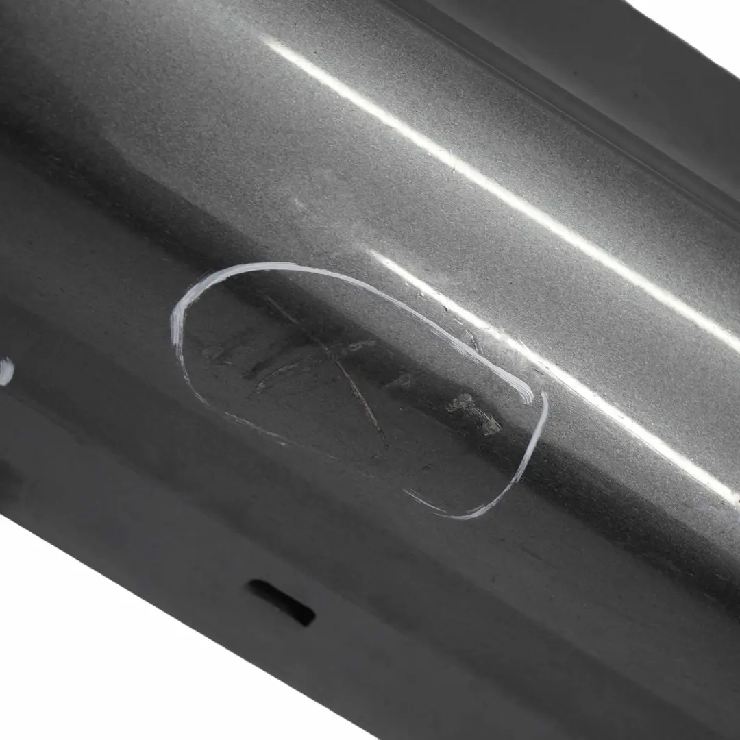 Sill Strip Side Skirt Sinistra Sparkling Graphite - A22 per BMW E90 E91 M Sport con numero di parte 0033441 BMW E90 E91 M Sport Sill Strip Side Skirt Sinistra Sparkling Graphite - A22 - SKU 0033441-SG1 - Numero di parte 0033441