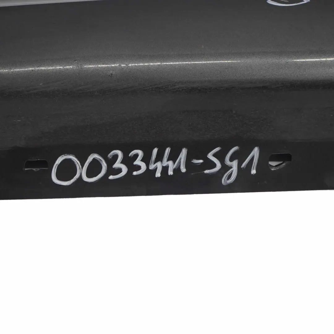 Sill Strip Side Skirt Sinistra Sparkling Graphite - A22 per BMW E90 E91 M Sport con numero di parte 0033441 BMW E90 E91 M Sport Sill Strip Side Skirt Sinistra Sparkling Graphite - A22 - SKU 0033441-SG1 - Numero di parte 0033441