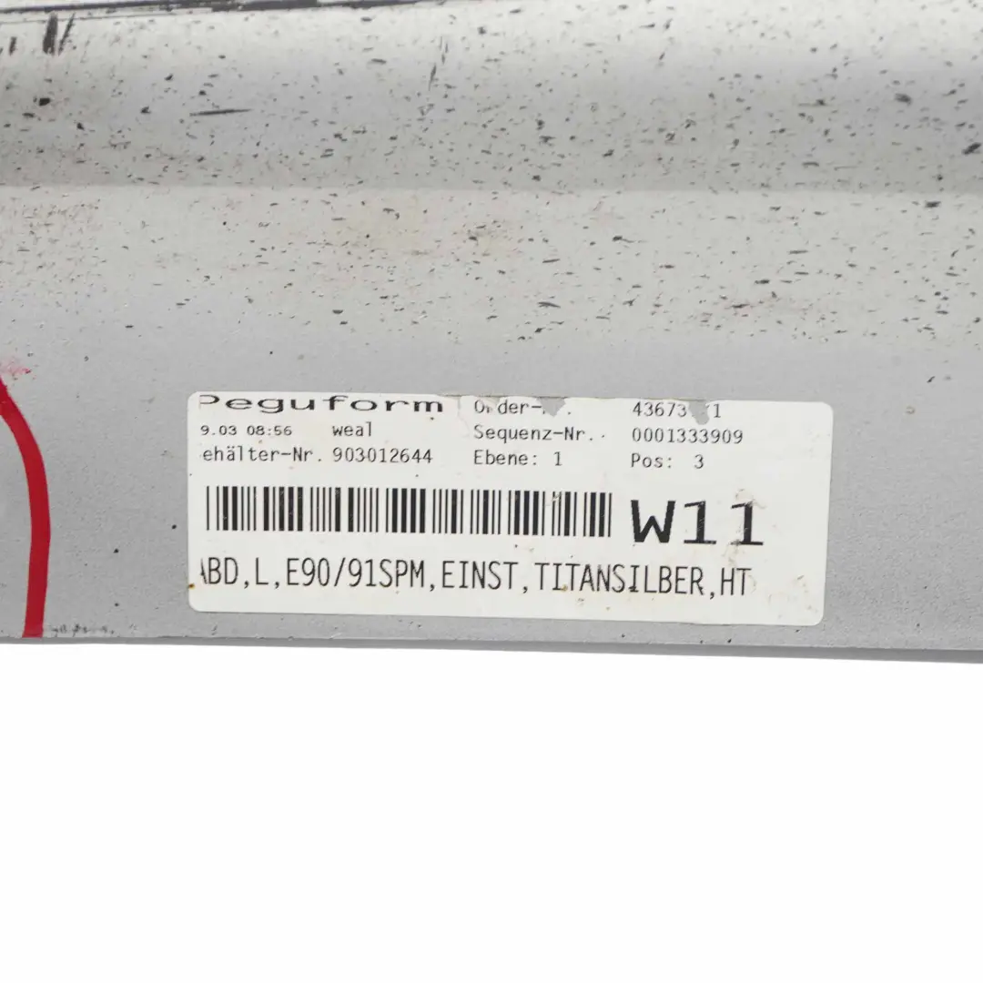 Sill Strip Faldon Lateral Izquierdo Titansilber Metallic 354 para BMW E90 E91 M Sport con número de pieza 0033441 BMW E90 E91 M Sport Sill Strip Faldon Lateral Izquierdo Titansilber Metallic 354 - SKU 0033441-TS3 - Número de pieza 0033441