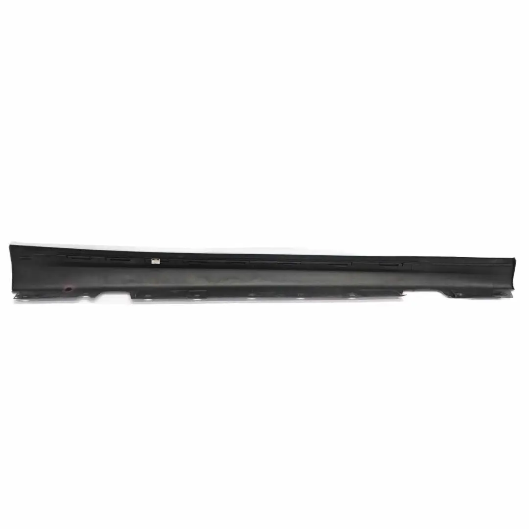 Listello Portiera Gonna SX Argento-Titanio Metallizzato per BMW E90 E91 M Sport con numero di parte 0033441 BMW E90 E91 M Sport Listello Portiera Gonna SX Argento-Titanio Metallizzato - SKU 0033441-TS3 - Numero di parte 0033441