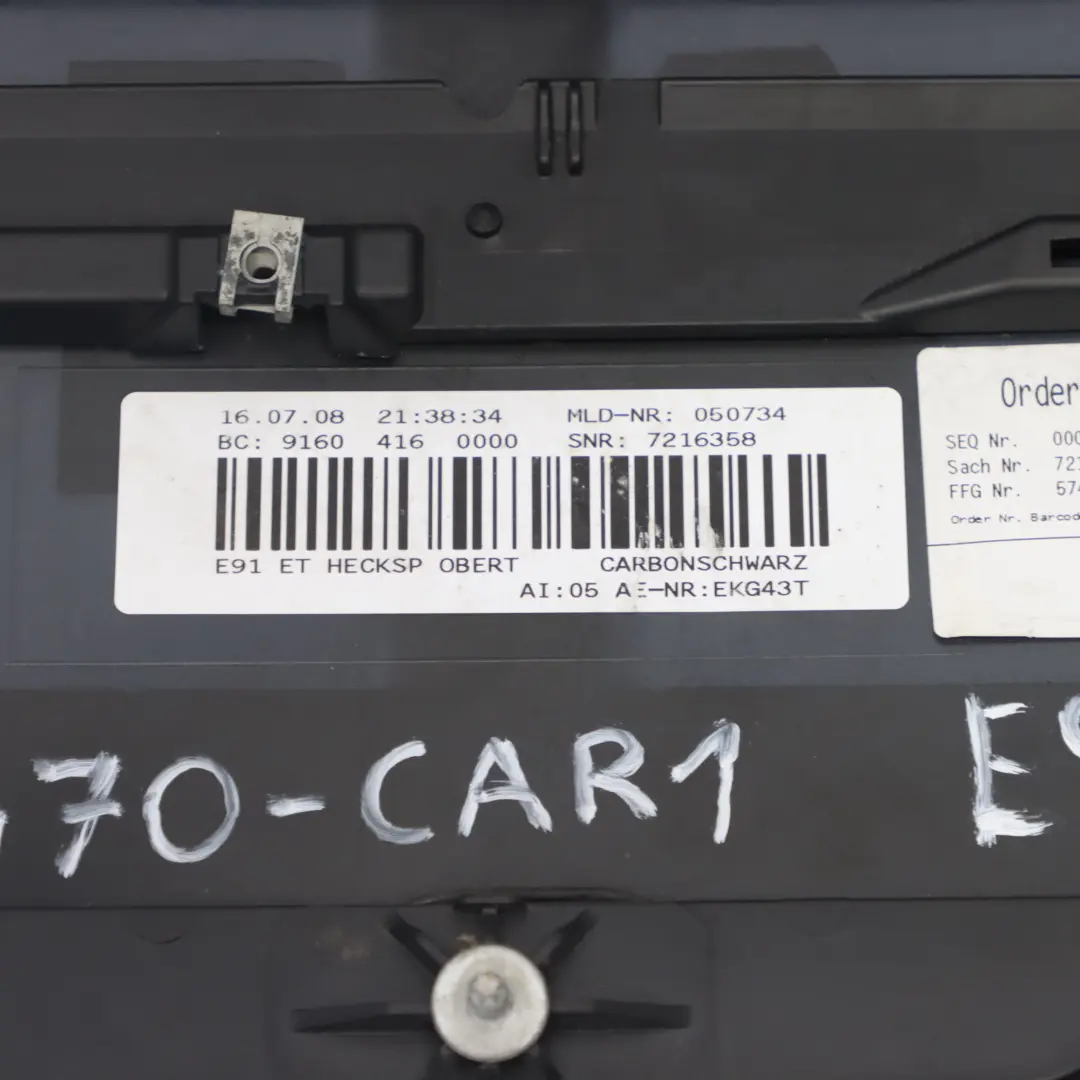 Embellecedor panel alerón trasero trasero maletero Carbono Negro - 416 para BMW E91 con número de pieza 0033470 BMW E91 Embellecedor panel alerón trasero trasero maletero Carbono Negro - 416 - SKU 0033470-CAR1 - Número de pieza 0033470