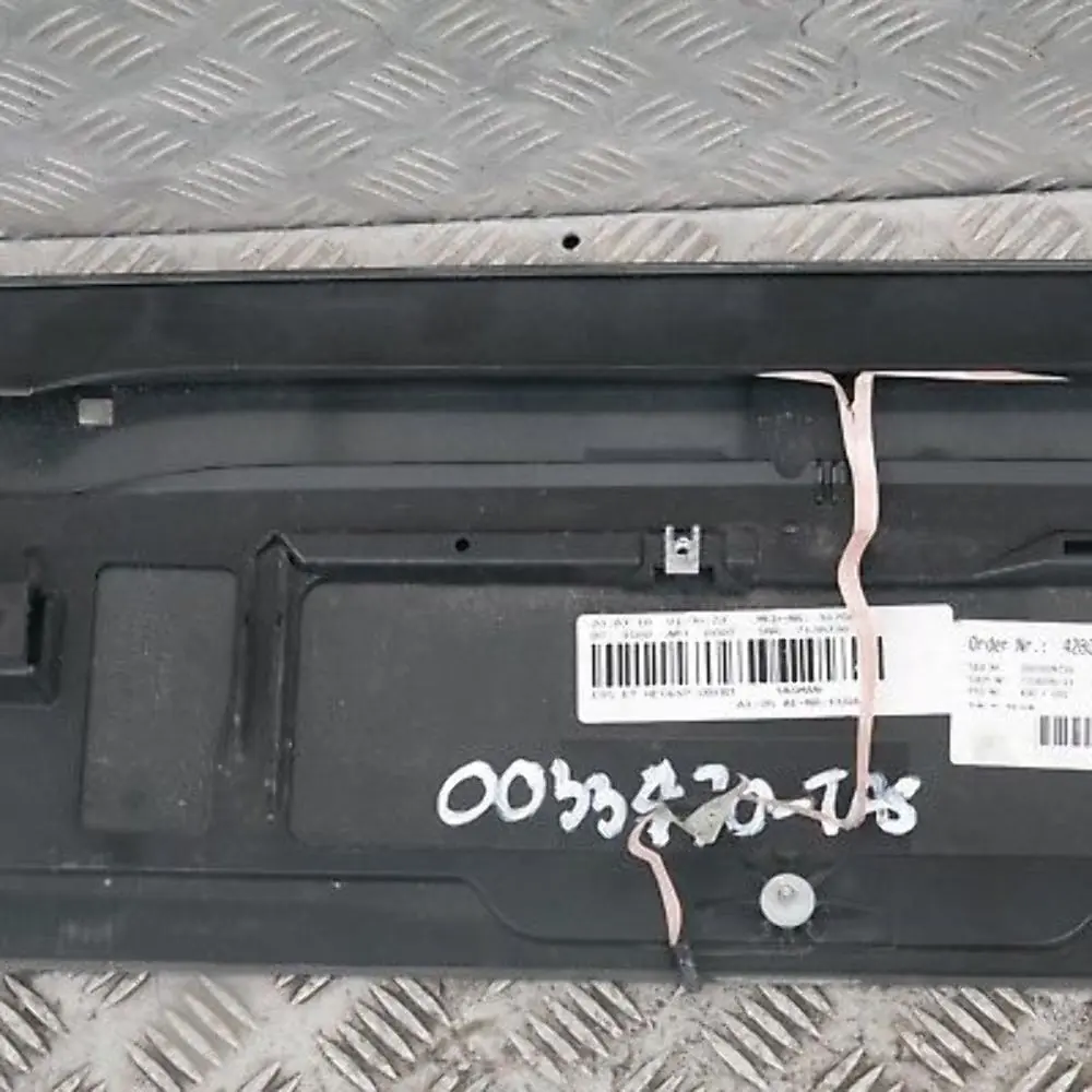 BMW E91 Boot Trunk Lid Rear Spoiler Tasman Green Metallic - A81 - SKU 0033470-TAS1 - Número de pieza 33470