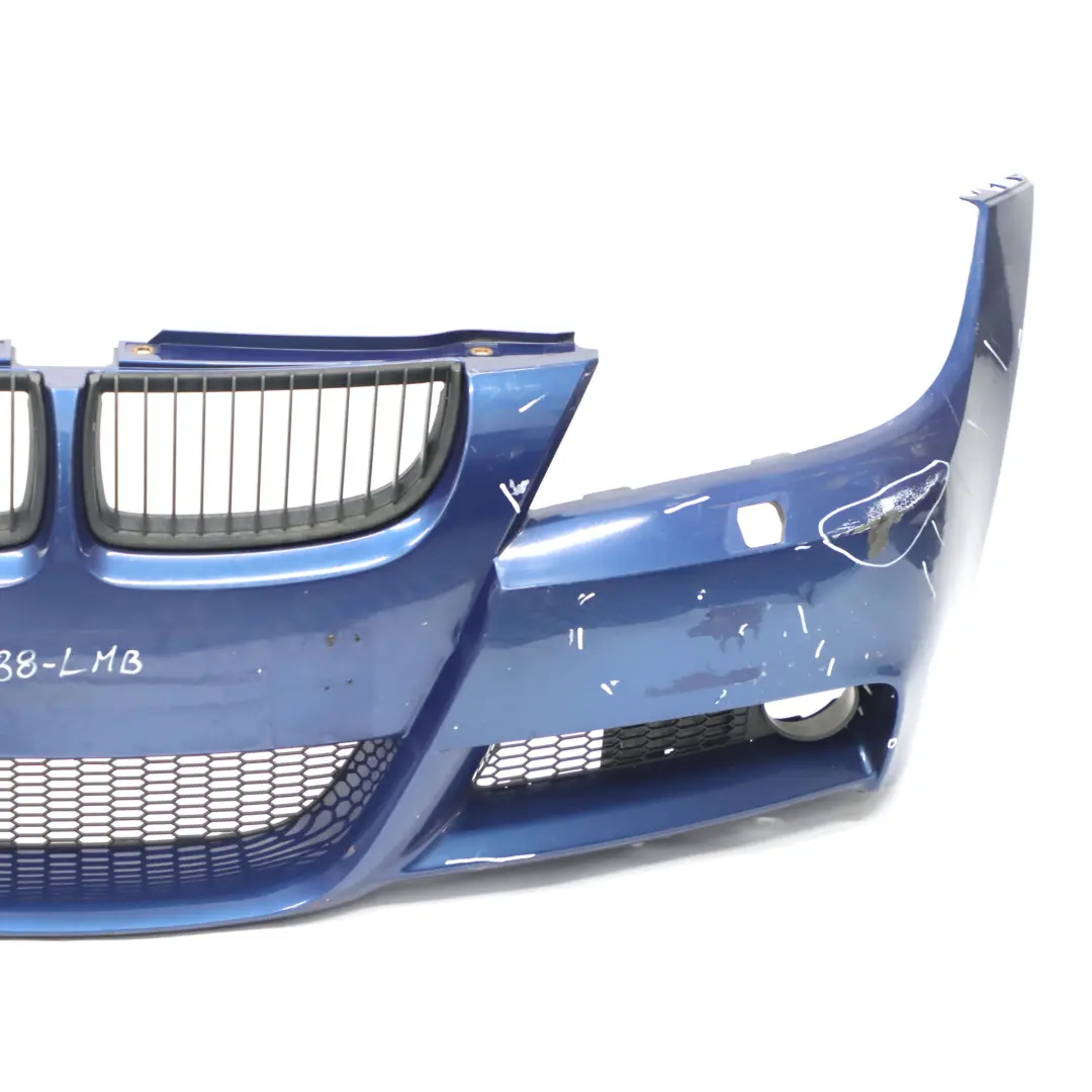 Zderzak Przedni M-Pakiet Le Mans Blau Metalik - 381 do BMW E90 E91 o numerze 0033538 BMW E90 E91 Zderzak Przedni M-Pakiet Le Mans Blau Metalik - 381 - SKU 0033538-LMB - Numer Części 0033538