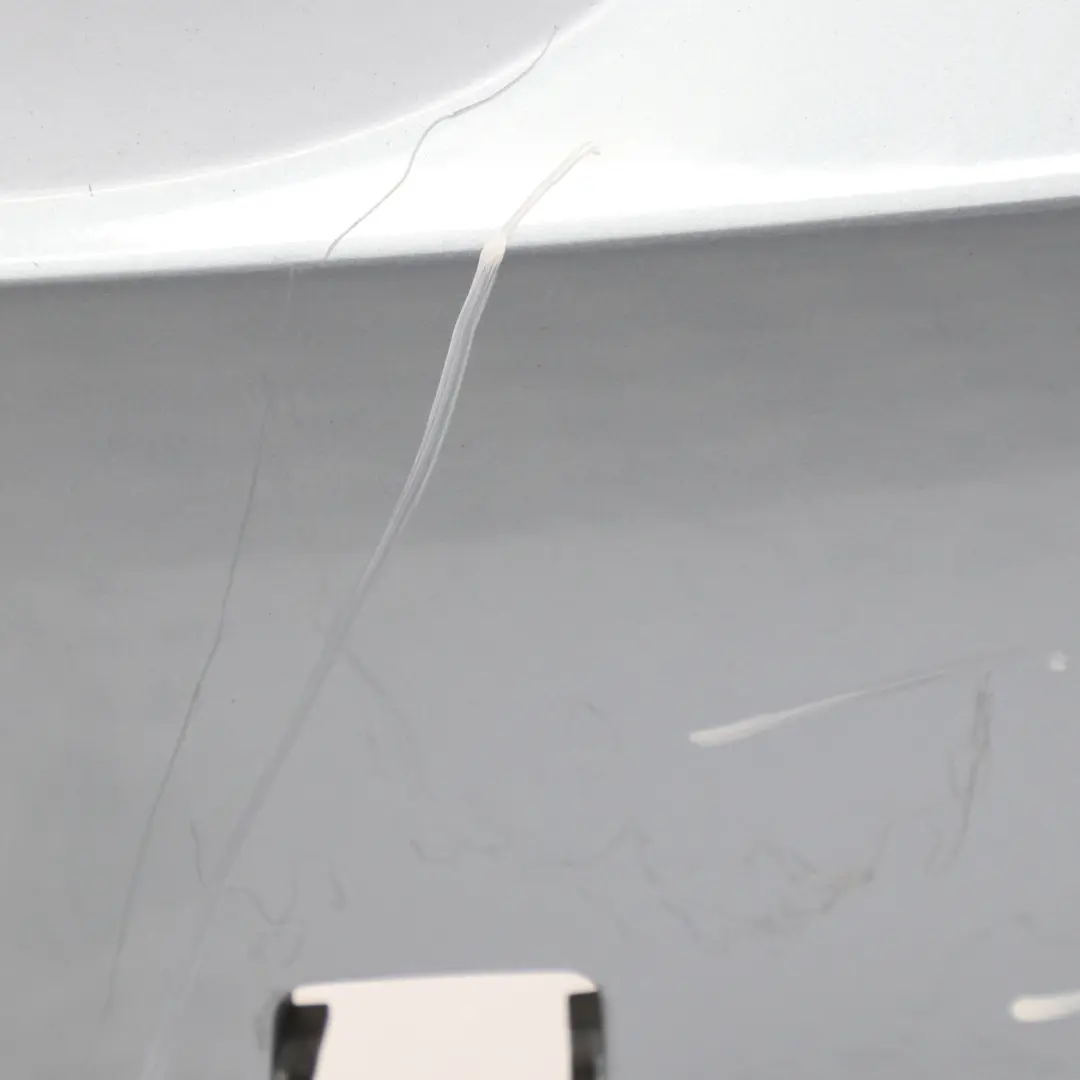 Zderzak Tylny M-Pakiet PDC Arktis Metallic - A34 do BMW E90 o numerze 0033541 BMW E90 Zderzak Tylny M-Pakiet PDC Arktis Metallic - A34 - SKU 0033541-AM - Numer Części 0033541