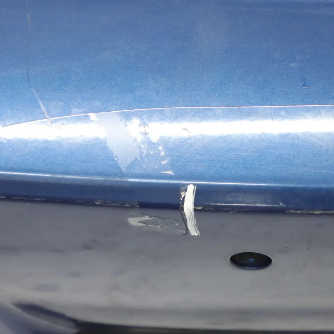 Zderzak Tylny Osłona M-Pakiet PDC Le Mans Blau Metallic - 381 do BMW E90 o numerze 0033541 BMW E90 Zderzak Tylny Osłona M-Pakiet PDC Le Mans Blau Metallic - 381 - SKU 0033541-LMB7 - Numer Części 0033541