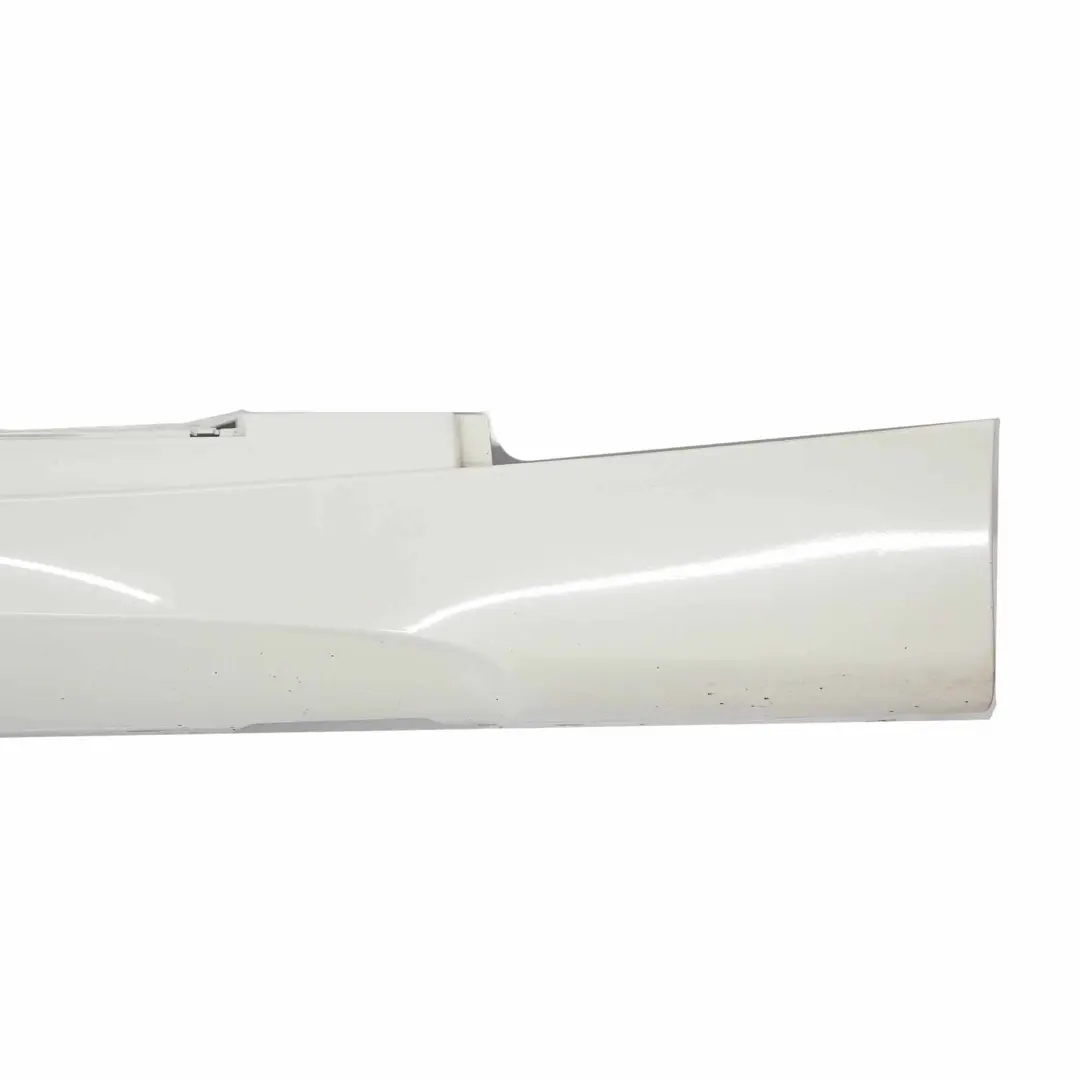 BMW E87 LCI Sill Strip Faldón Lateral Derecho M Sport Alpinweiss White 300 - SKU 0033556-AW1 - Número de pieza 0033556