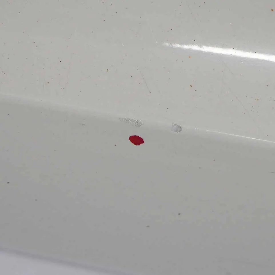 BMW E87 Bande de Jupe M Sport Gauche Alpinweiss Blanc Alpin - 300 - SKU 0033557-AW - Numéro de pièce 0033557