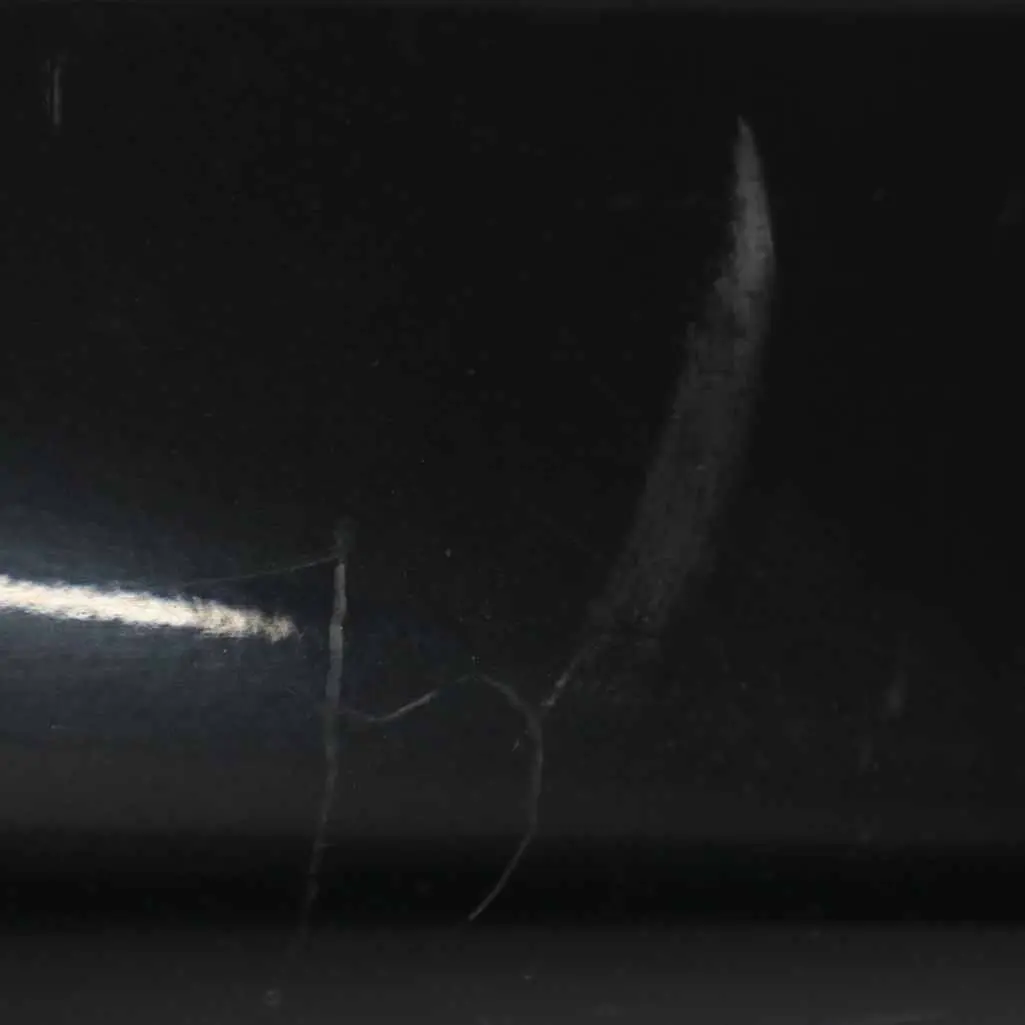 Bas de Porte Fa?ade Gauche Noir Sapphire Noir 475 pour BMW E87 M Sport à propos du numéro de pièce 0033557 BMW E87 M Sport Bas de Porte Fa?ade Gauche Noir Sapphire Noir 475 - SKU 0033557-BS4 - Numéro de pièce 0033557