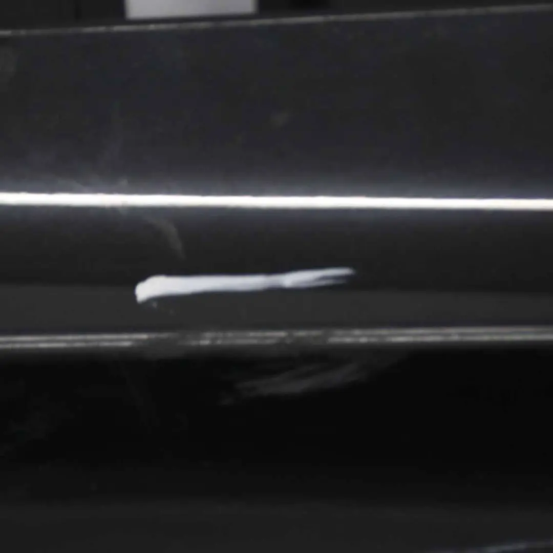 Listello Portiera Copertura Sinistra Black Sapphire Nero 475 per BMW E87 M Sport con numero di parte 0033557 BMW E87 M Sport Listello Portiera Copertura Sinistra Black Sapphire Nero 475 - SKU 0033557-BS5 - Numero di parte 0033557