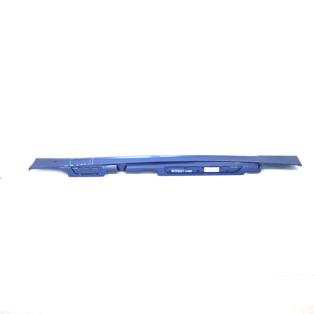 Bande de Seuil latérale M Sport Gauche Le Mans Blue Metallic - 381 pour BMW E87 à propos du numéro de pièce 0033557 BMW E87 Bande de Seuil latérale M Sport Gauche Le Mans Blue Metallic - 381 - SKU 0033557-LMB7 - Numéro de pièce 0033557