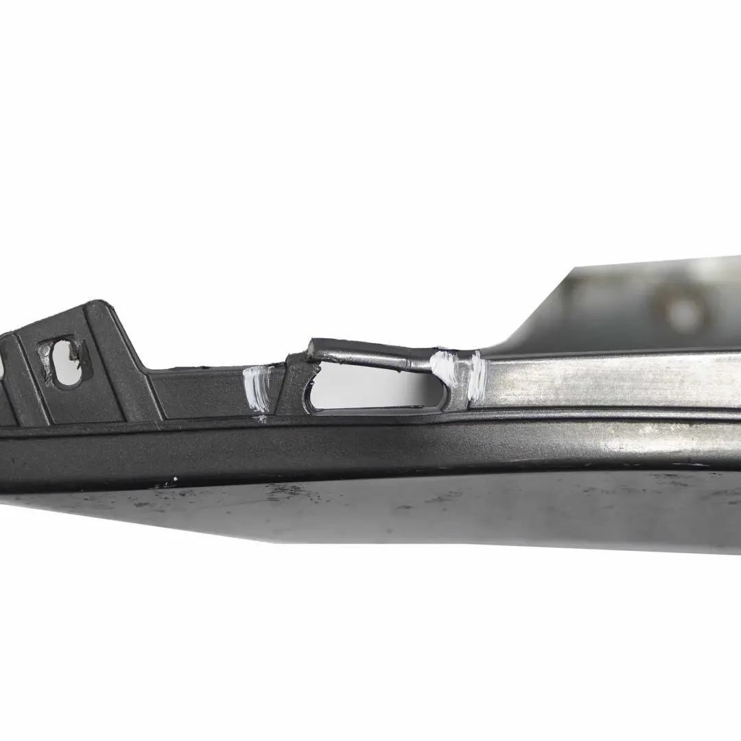 Zderzak Tylny Sparkling Graphite - A22 do BMW E91 o numerze 0033596 BMW E91 Zderzak Tylny Sparkling Graphite - A22 - SKU 0033596-SG3 - Numer Części 0033596