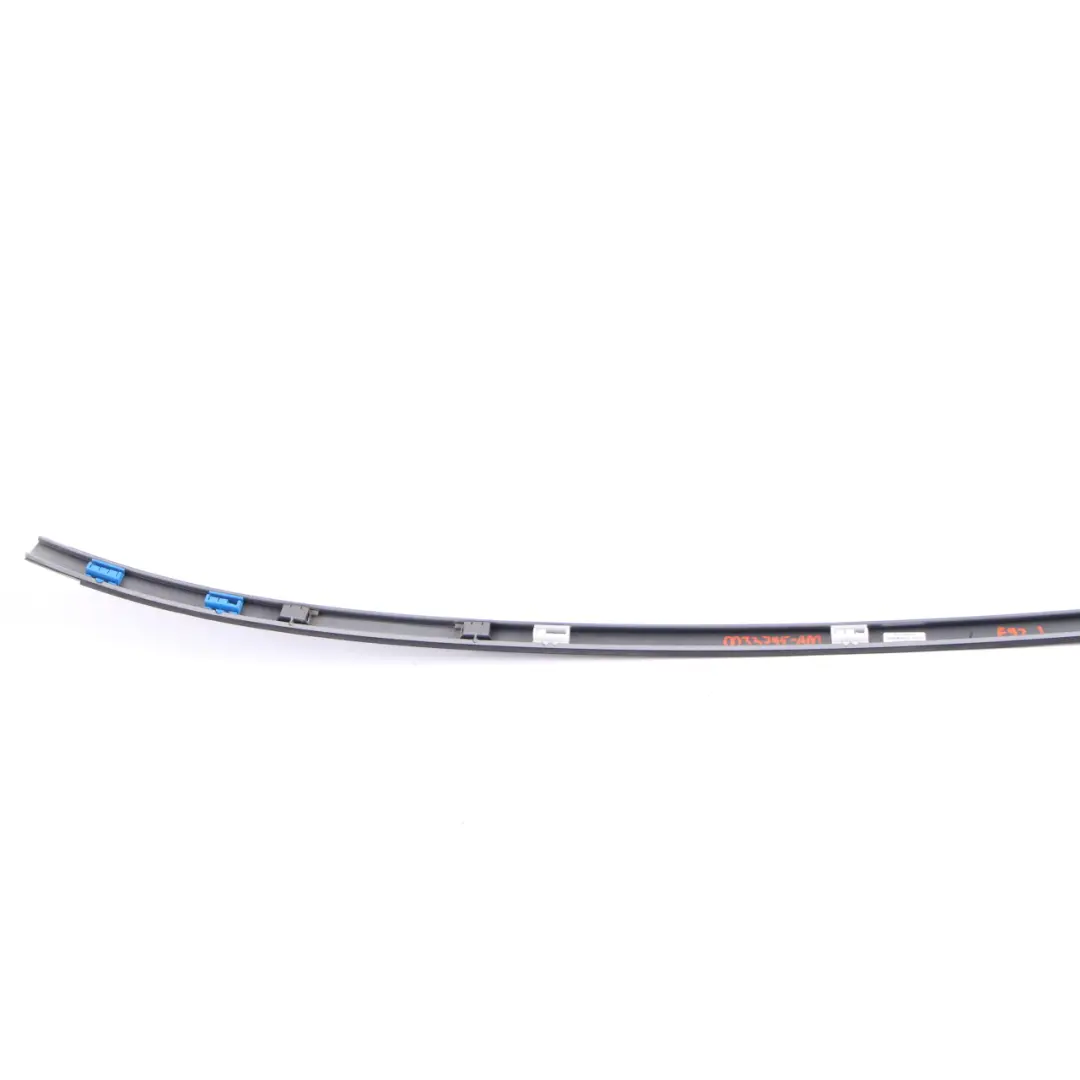 Modanatura Tetto Sinistro Rivestimento Ringhie Arctic Metallic A34 per BMW E92 con numero di parte 0033795 BMW E92 Modanatura Tetto Sinistro Rivestimento Ringhie Arctic Metallic A34 - SKU 0033795-AM - Numero di parte 0033795