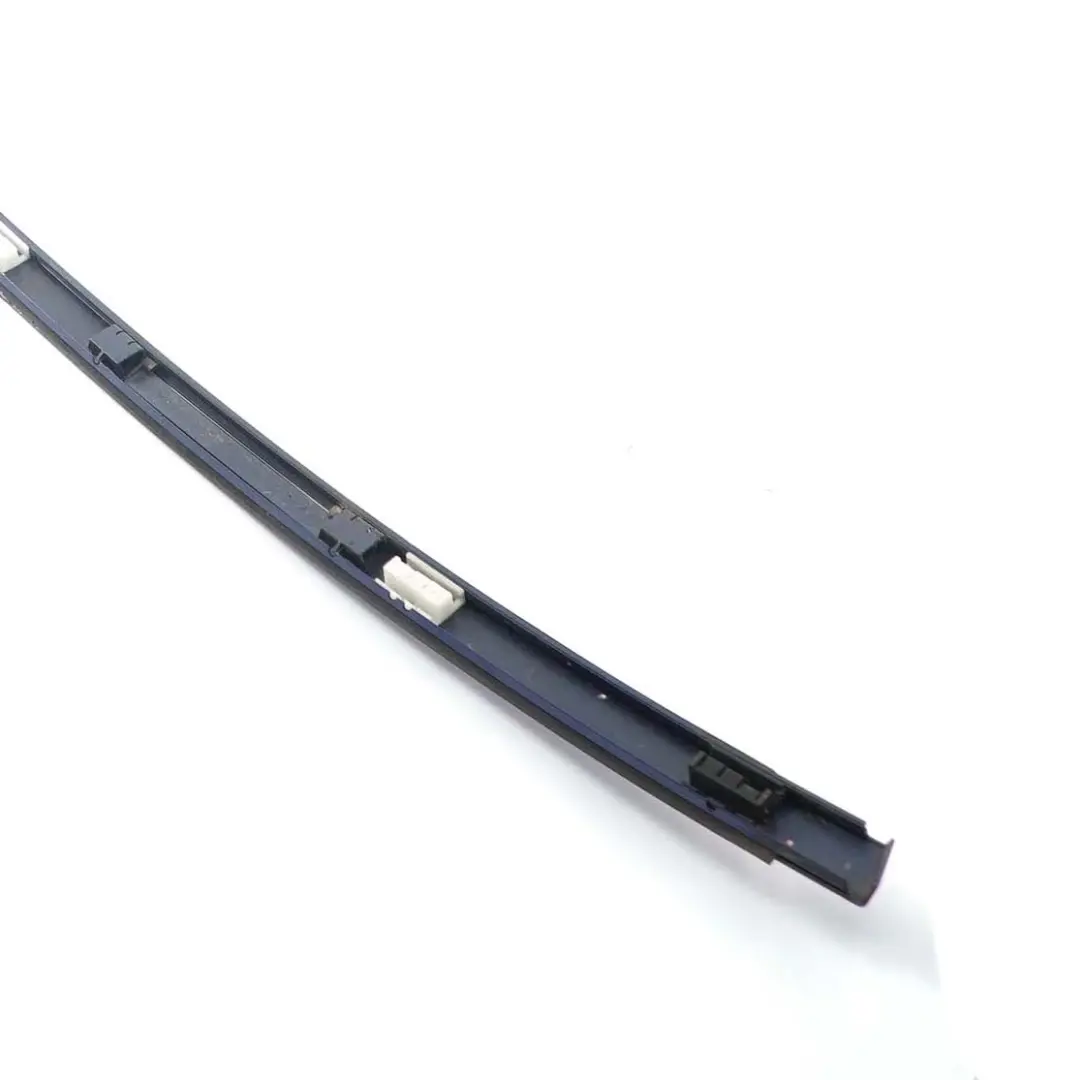 Modanatura Tetto Sinistro Ringhiera Le Mans Blau Blue Metallic per BMW E92 con numero di parte 0033795 BMW E92 Modanatura Tetto Sinistro Ringhiera Le Mans Blau Blue Metallic - SKU 0033795-LMB1 - Numero di parte 0033795