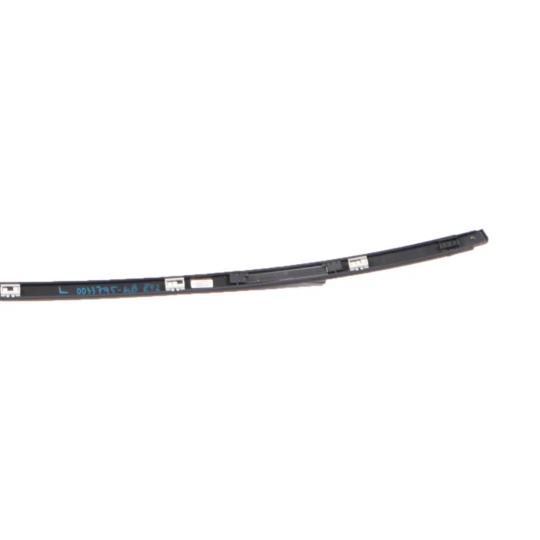 Moldura Riel Techo Izquierdo Azul Monaco A35 para BMW E92 con número de pieza 0033795 BMW E92 Moldura Riel Techo Izquierdo Azul Monaco A35 - SKU 0033795-MB - Número de pieza 0033795