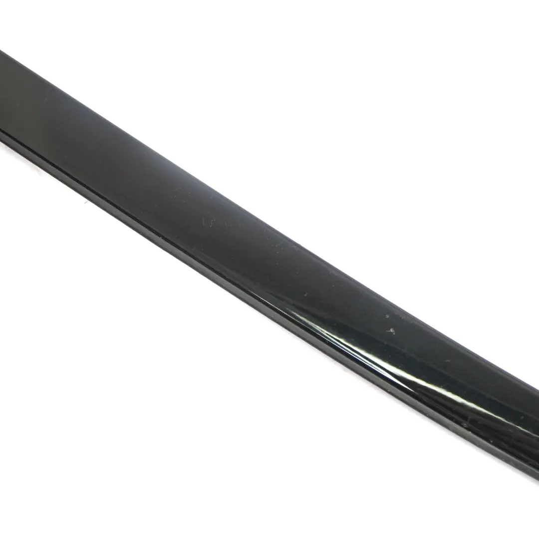 Windscreen Front Right O/S Trim Cover Schwarz 2 Black - 668 to BMW 3 E90 E91 with Part number 0034044 BMW 3 E90 E91 Windscreen Front Right O/S Trim Cover Schwarz 2 Black - 668 - SKU 0034044-SCH - Part number 0034044