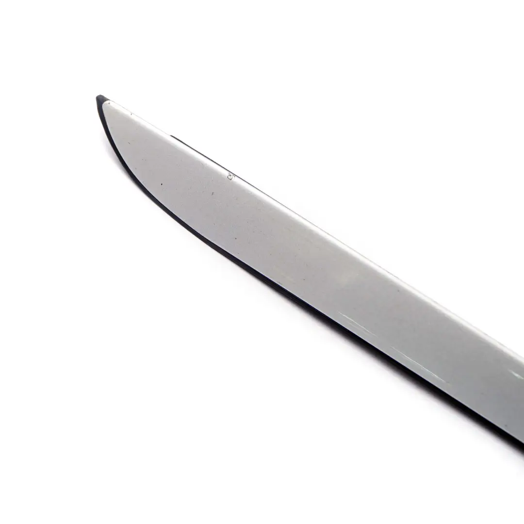 Listwa Szyby Drzwi Przednia Prawa Przód Prawy Srebrna do BMW E90 o numerze 0034044 BMW E90 Listwa Szyby Drzwi Przednia Prawa Przód Prawy Srebrna - SKU 0034044-TS - Numer Części 0034044