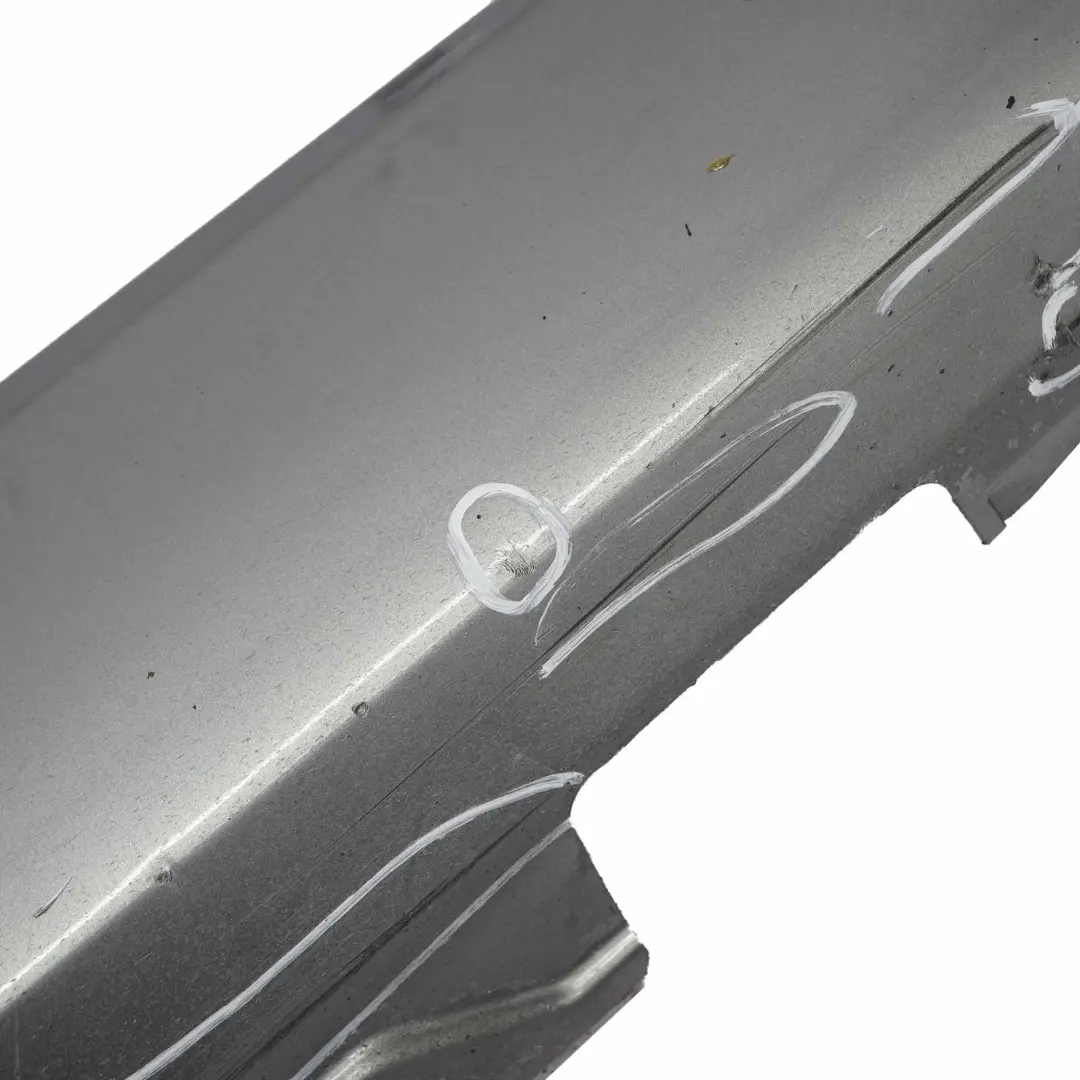 Faldon Lateral Derecho Sparkling Graphite - A22 para BMW E92 E93 con número de pieza 0034058 BMW E92 E93 Faldon Lateral Derecho Sparkling Graphite - A22 - SKU 0034058-SG2 - Número de pieza 0034058