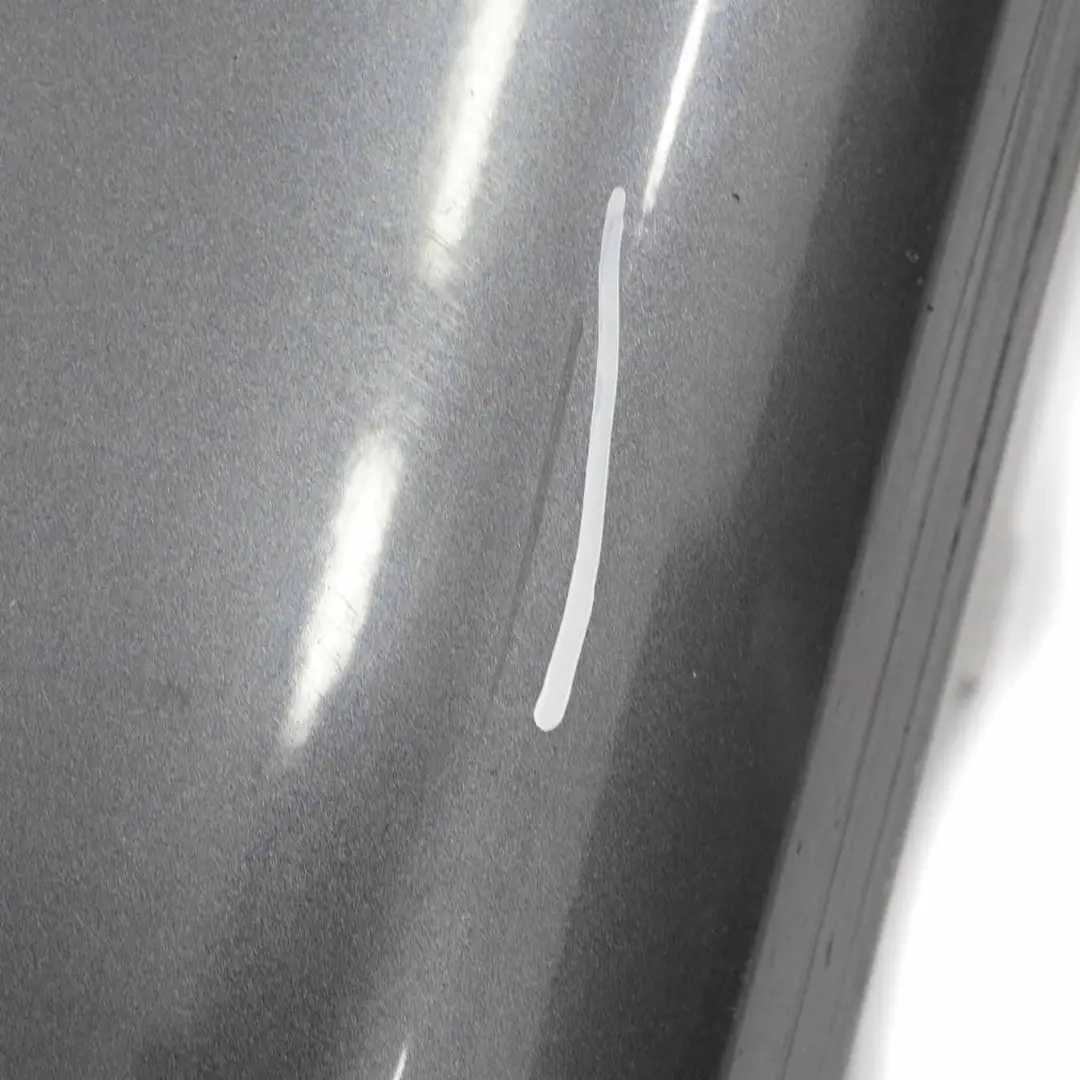 Faldon Lateral Derecho Sparkling Graphite - A22 para BMW E92 E93 con número de pieza 0034058 BMW E92 E93 Faldon Lateral Derecho Sparkling Graphite - A22 - SKU 0034058-SG4 - Número de pieza 0034058