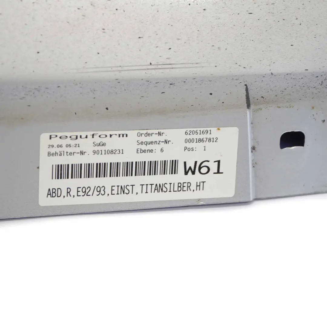 Faldon lateral BMW E92 E93 Sill Strip Panel Derecho Titansilber Titan Silver 354 para con número de pieza 0034058 Faldon lateral BMW E92 E93 Sill Strip Panel Derecho Titansilber Titan Silver 354 - SKU 0034058-TS4 - Número de pieza 0034058