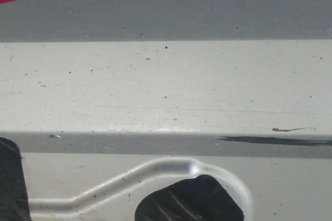 BMW E92 E93 Bas de Porte Couverture Seuil A Gauche Argent Titane Sliber 354 - SKU 0034059-TS2 - Numéro de pièce 0034059