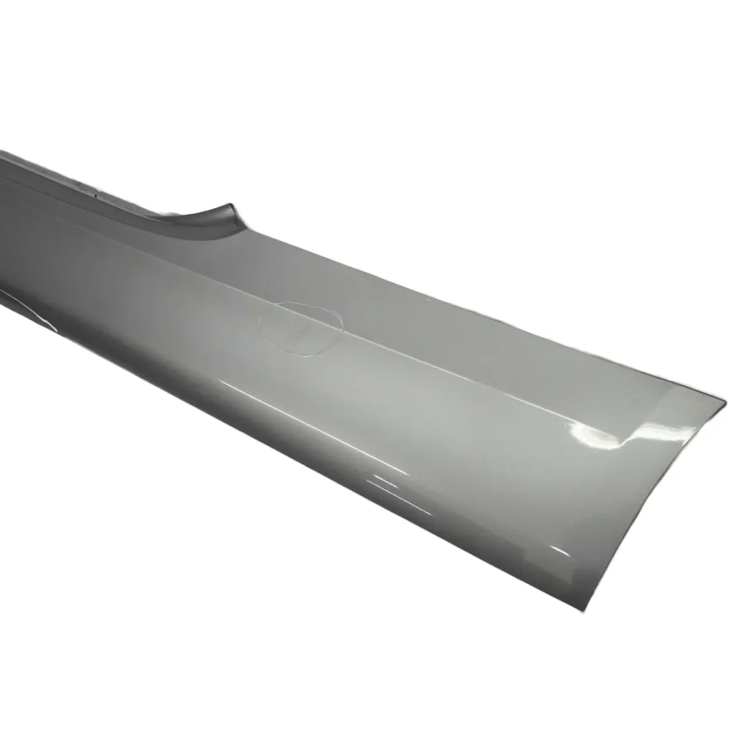 Faldon lateralBMW E92 E93 Sill Strip Left Spacegrau Space Grey - A52 para con número de pieza 0034059 Faldon lateralBMW E92 E93 Sill Strip Left Spacegrau Space Grey - A52 - SKU 0034059-SCG3 - Número de pieza 0034059