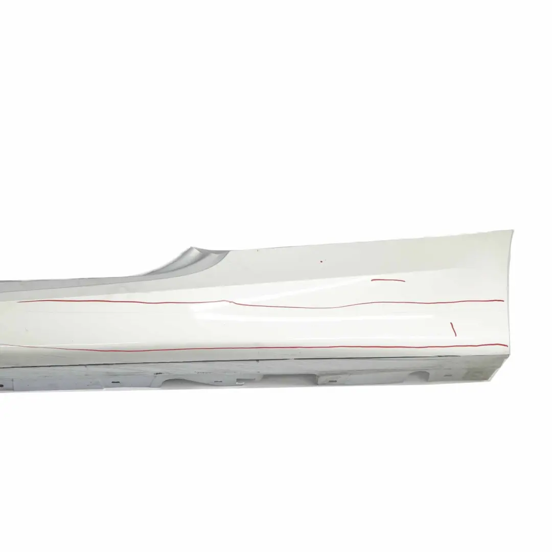 Listón de umbral Faldon Izquierdo Titansilber Plata Metalizado 354 para BMW E92 E93 con número de pieza 0034059 BMW E92 E93 Listón de umbral Faldon Izquierdo Titansilber Plata Metalizado 354 - SKU 0034059-TS5 - Número de pieza 0034059