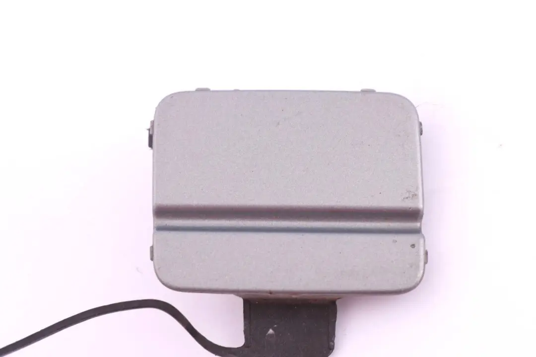 Paraurti Posteriore Occhiello Traino Arktis Arctic Metallic A34 7116690 per BMW E90 con numero di parte 0034445 BMW E90 Paraurti Posteriore Occhiello Traino Arktis Arctic Metallic A34 7116690 - SKU 0034445-AM - Numero di parte 0034445